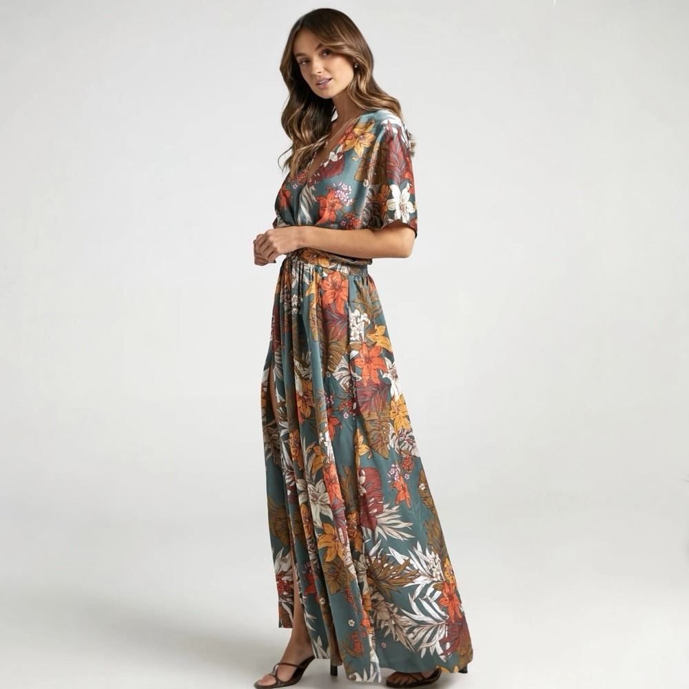 Showpo Vacay Ready Maxi Dress Size 14 Floral Plunge Neckline Thigh High Slit - Picture 3 of 15